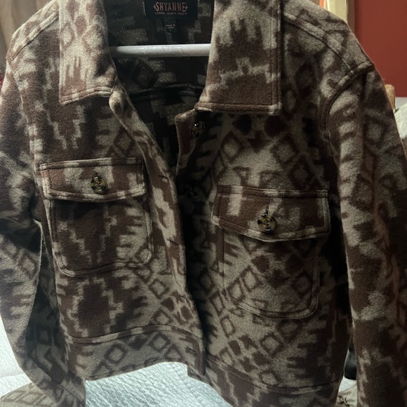 Shyanne Geometric Brown Teddy Jacket - Picture 5 of 5